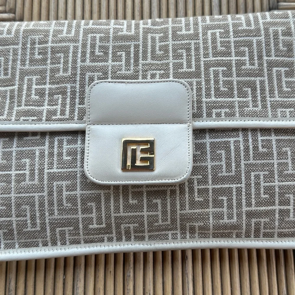 Vintage Pierre Balmain Clutch - Picture 7 of 9